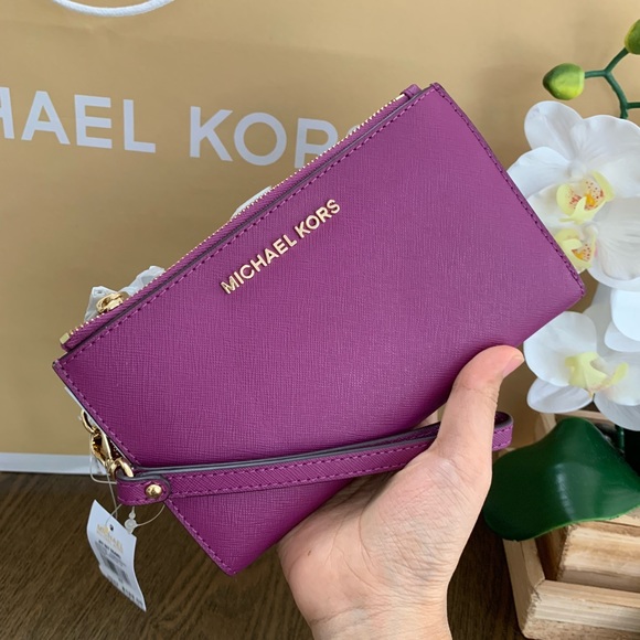 MICHAEL Michael Kors Handbags - Michael Kors Double Zip Wristlet